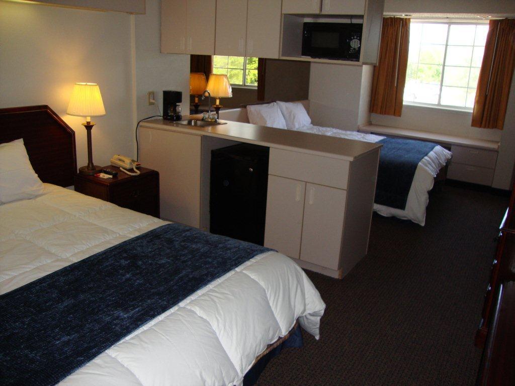 Rodeway Inn & Suites Lewisville I-35 מראה חיצוני תמונה