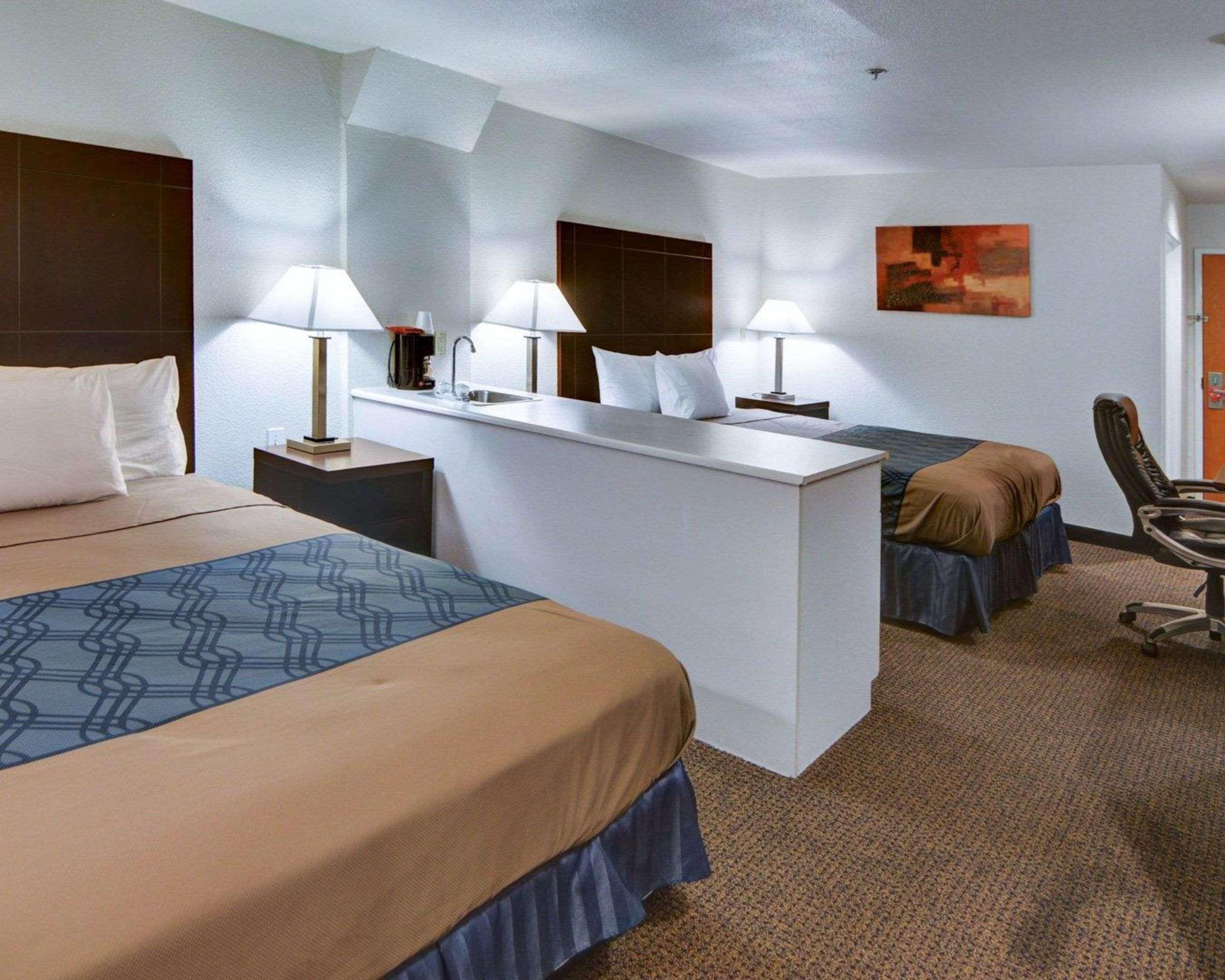 Rodeway Inn & Suites Lewisville I-35 מראה חיצוני תמונה