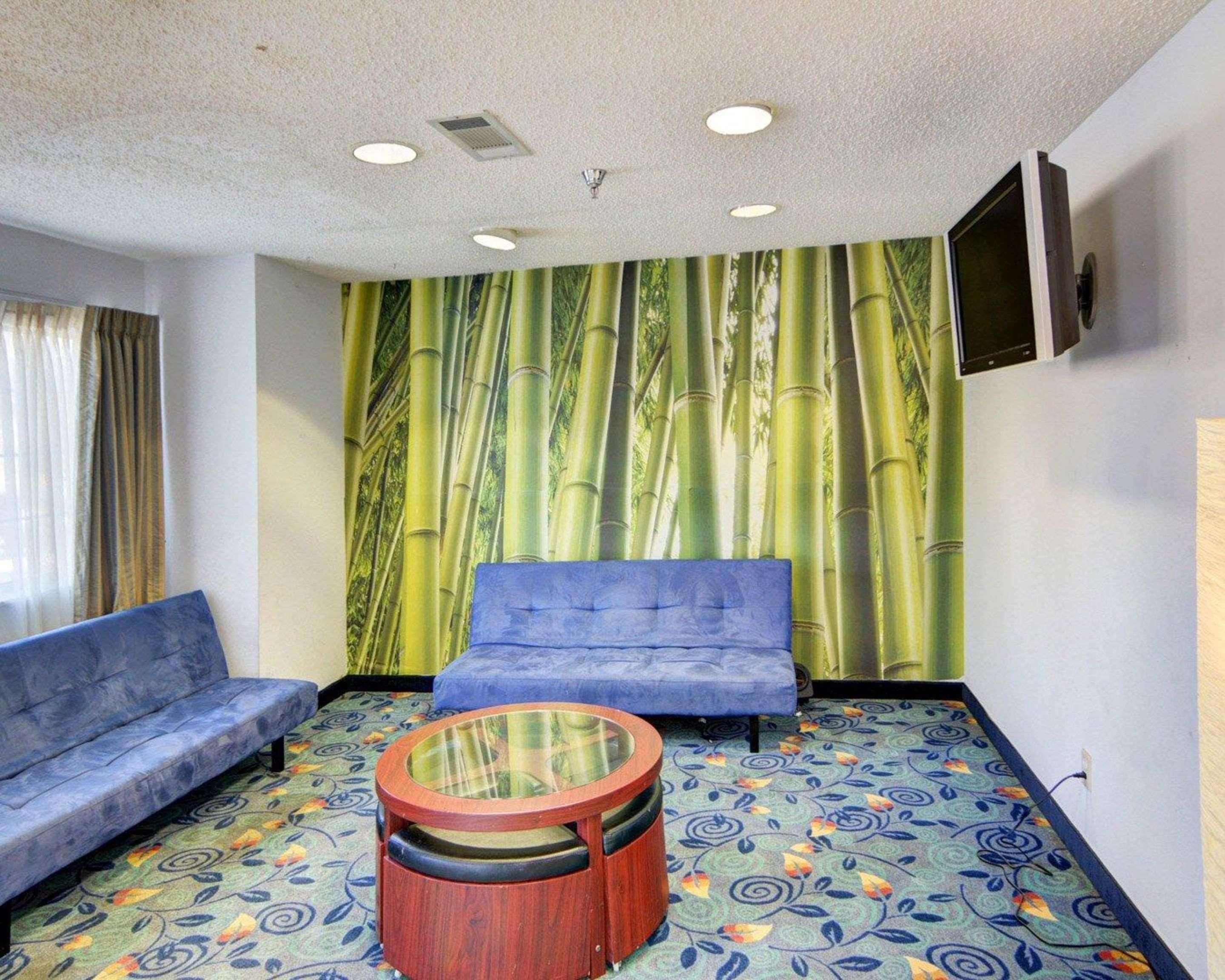 Rodeway Inn & Suites Lewisville I-35 מראה חיצוני תמונה