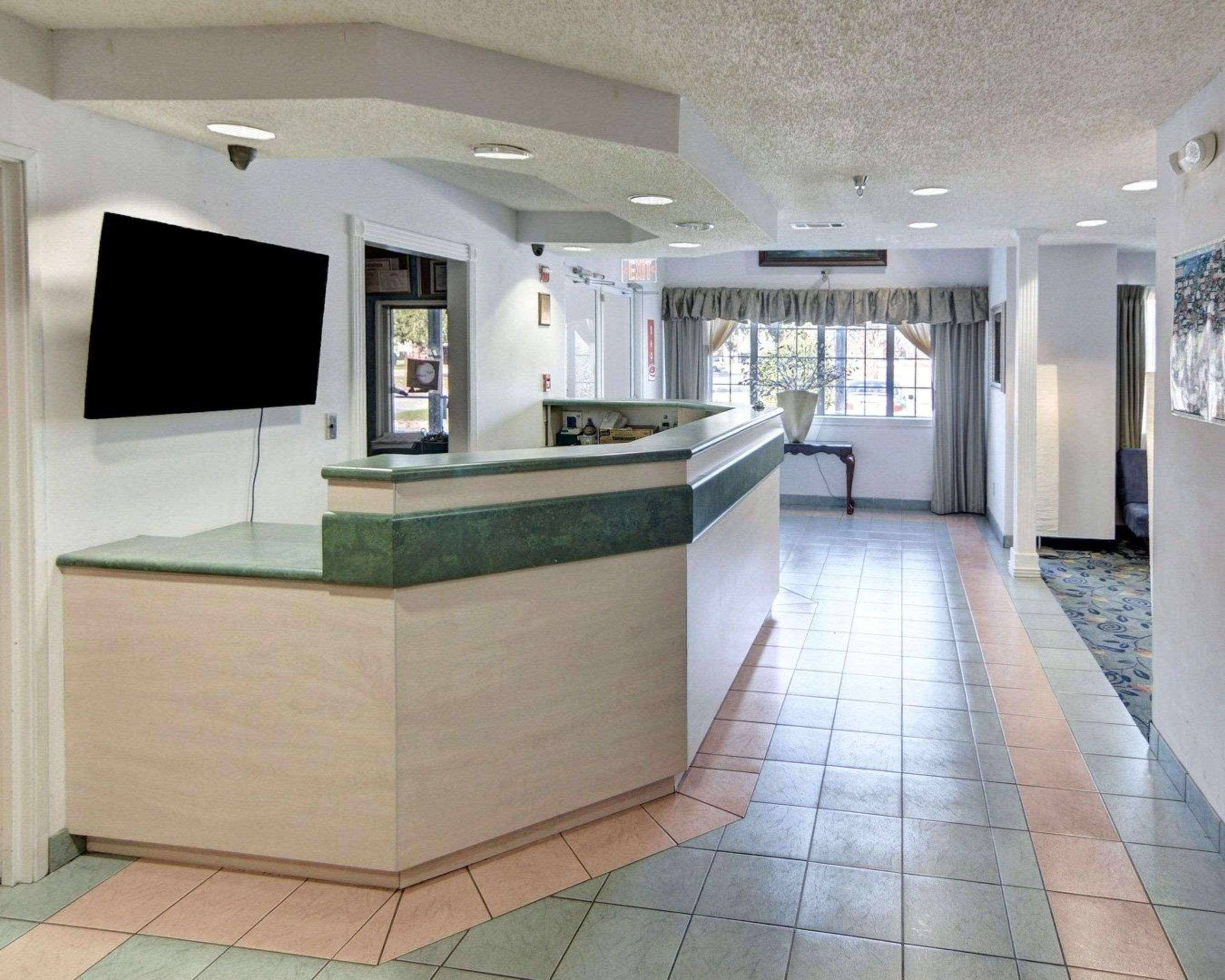 Rodeway Inn & Suites Lewisville I-35 מראה חיצוני תמונה